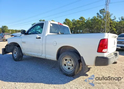 2018 Ram 1500 St z USA, uszkodzony, nr VIN 3C6JR6AG2JG291601